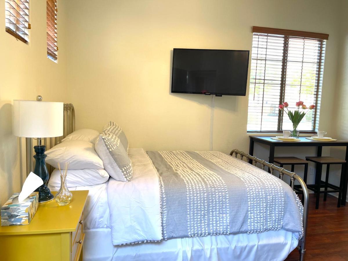 Casita Alkie Hotell Litchfield Park Eksteriør bilde